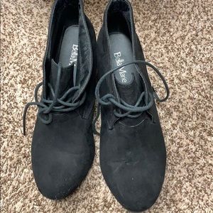 Women’s wedge shoes